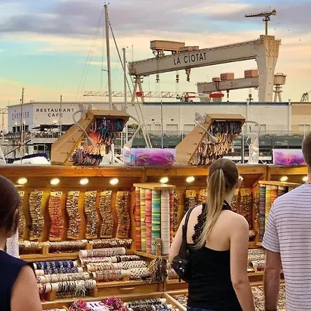 Un T3 Sur Le Port De アパート